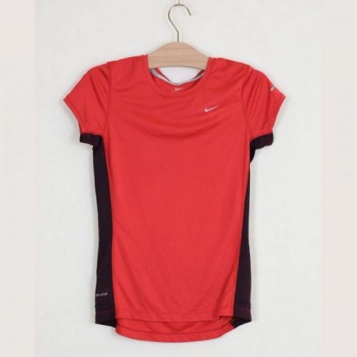 Červené sportovní triko Nike, vel. 164