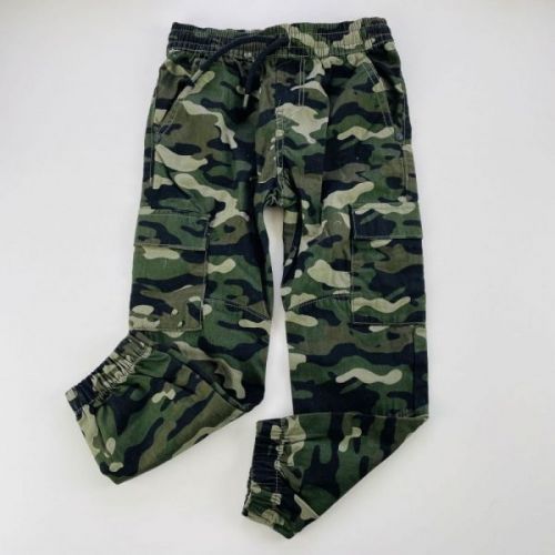 Zelené army kalhoty F & F, vel. 110
