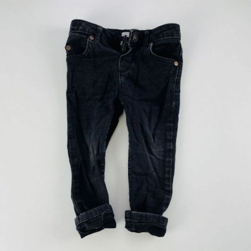 Černé jeans RIVER ISLAND, vel. 92